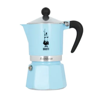 Ekspres do kawy Bialetti Rainbow w kolorze niebieskim, idealny do parzenia aromatycznej kawy dla trzech osób. Wysokiej jakości aluminium oraz elegancki design nadają mu wyjątkowy charakter, doskonale pasując do każdej kuchni.