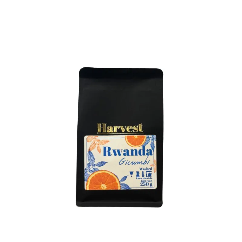 Opakowanie kawy Rwanda Gicumbi od marki Harvest, zawierające 250 g aromatycznej, mytej kawy. Idealna do parzenia w ekspresie, oferująca wyjątkowy smak z nutami owocowymi, doskonała dla miłośników wysokiej jakości kawy.